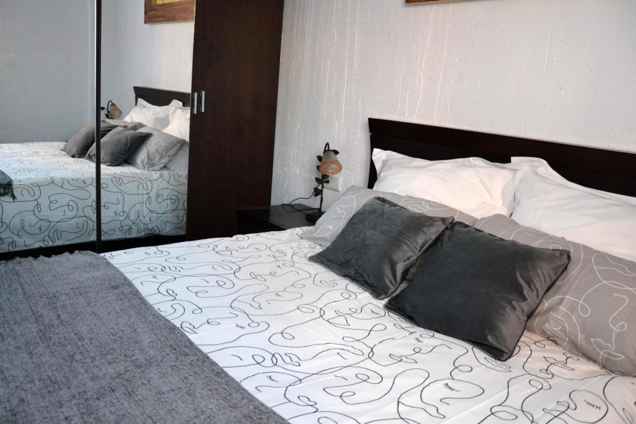 Apartamentos La Sierra Villalba de la Sierra Eksteriør billede